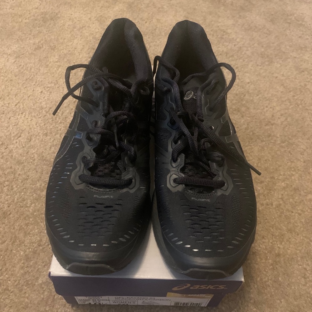 ASICS GEL KAYANO 23